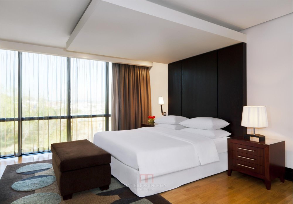 阿尔巴尼亚－地拉那喜来登酒店 Sheraton Tirana Hotel_114324_large.jpg