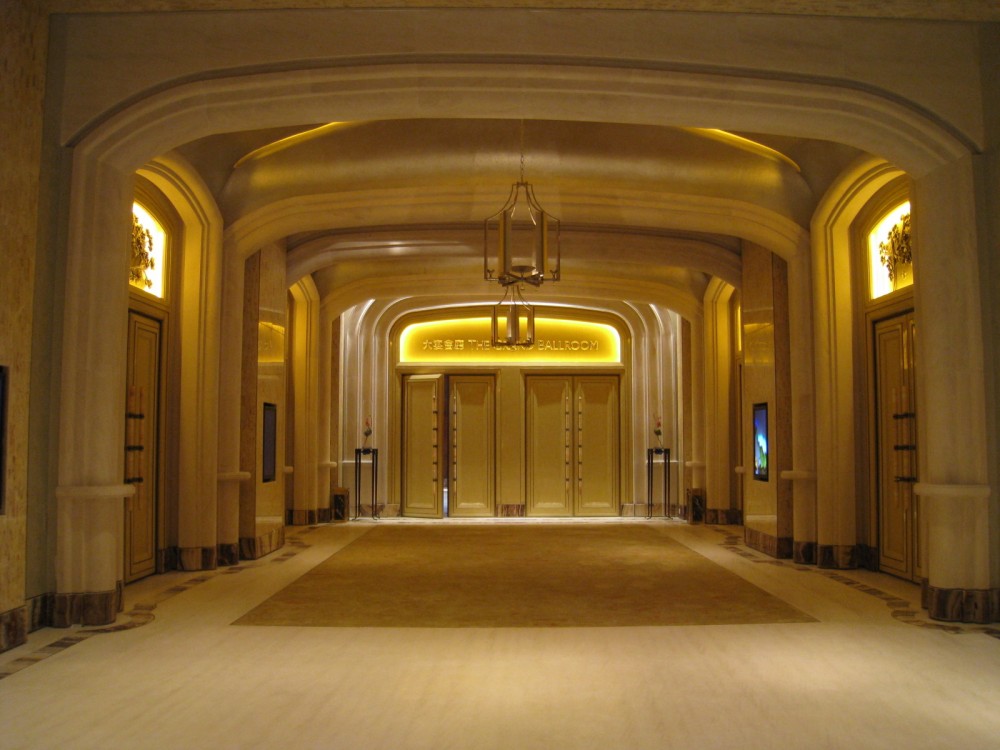 英格兰黑潭大不列颠萨伏伊酒店_MGM_Grand_Macau_The_Grand_Ballroom.jpg