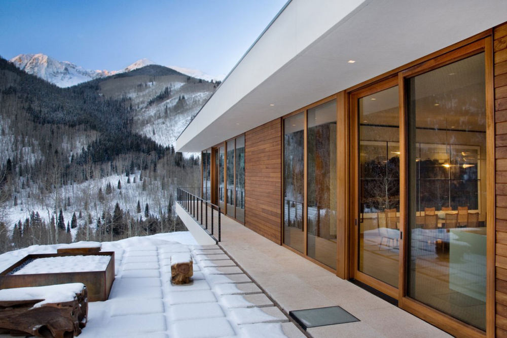美国科罗拉多州阿斯彭群山环绕的私人现代住宅_Linear-House-04.jpg
