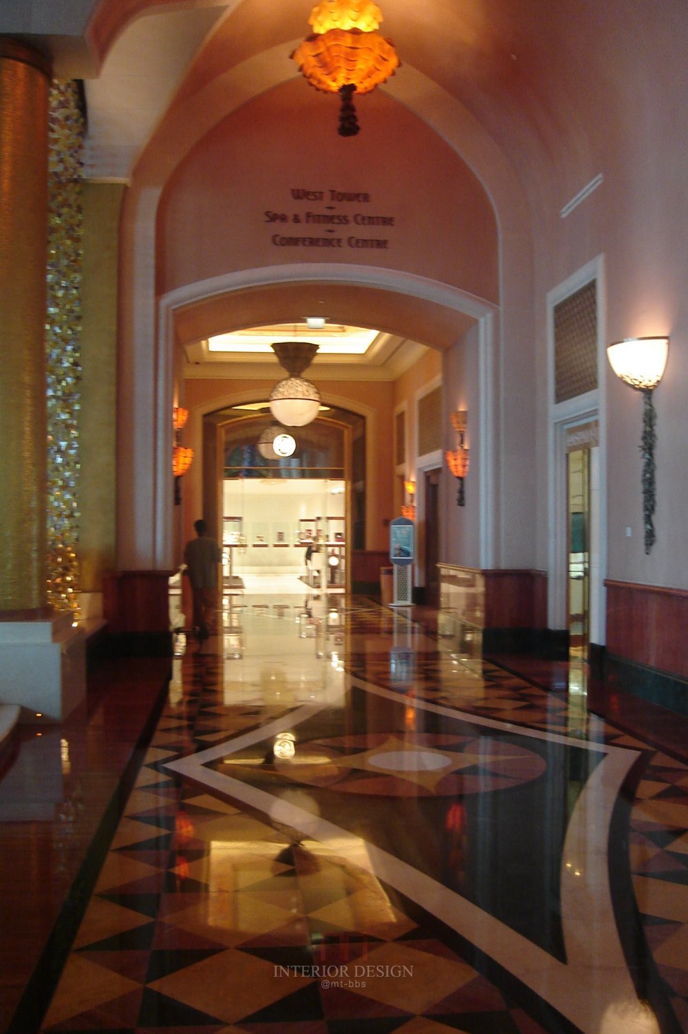 迪拜棕榈岛－亚特兰蒂斯度假酒店  （实拍）_DSC00105_缩小大小.JPG