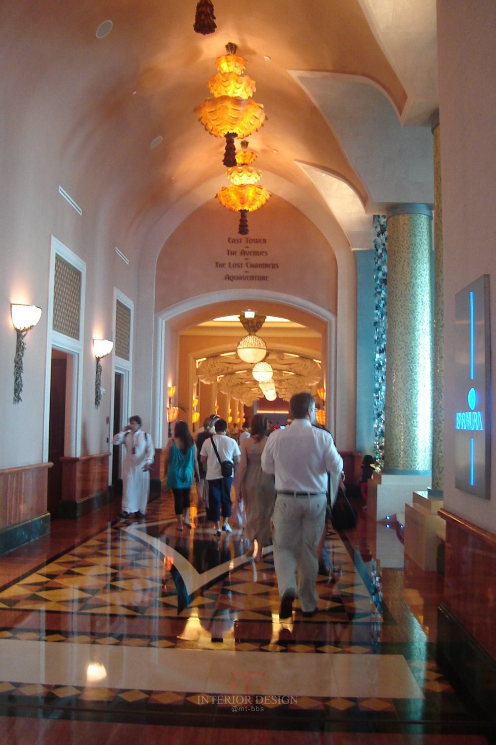 迪拜棕榈岛－亚特兰蒂斯度假酒店  （实拍）_DSC00110_缩小大小.JPG