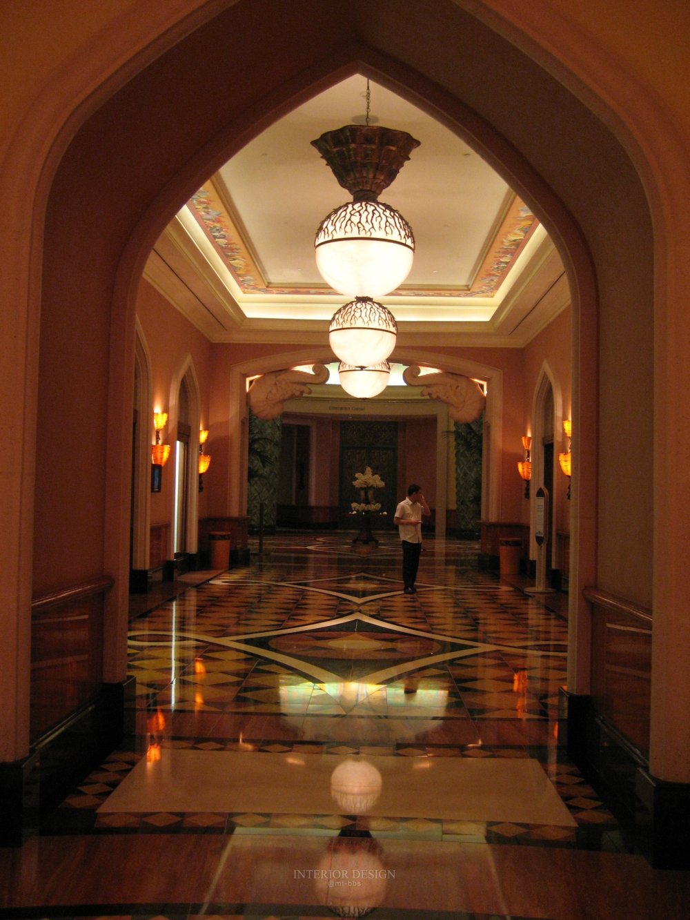 迪拜棕榈岛－亚特兰蒂斯度假酒店  （实拍）_IMG_6531_缩小大小.JPG