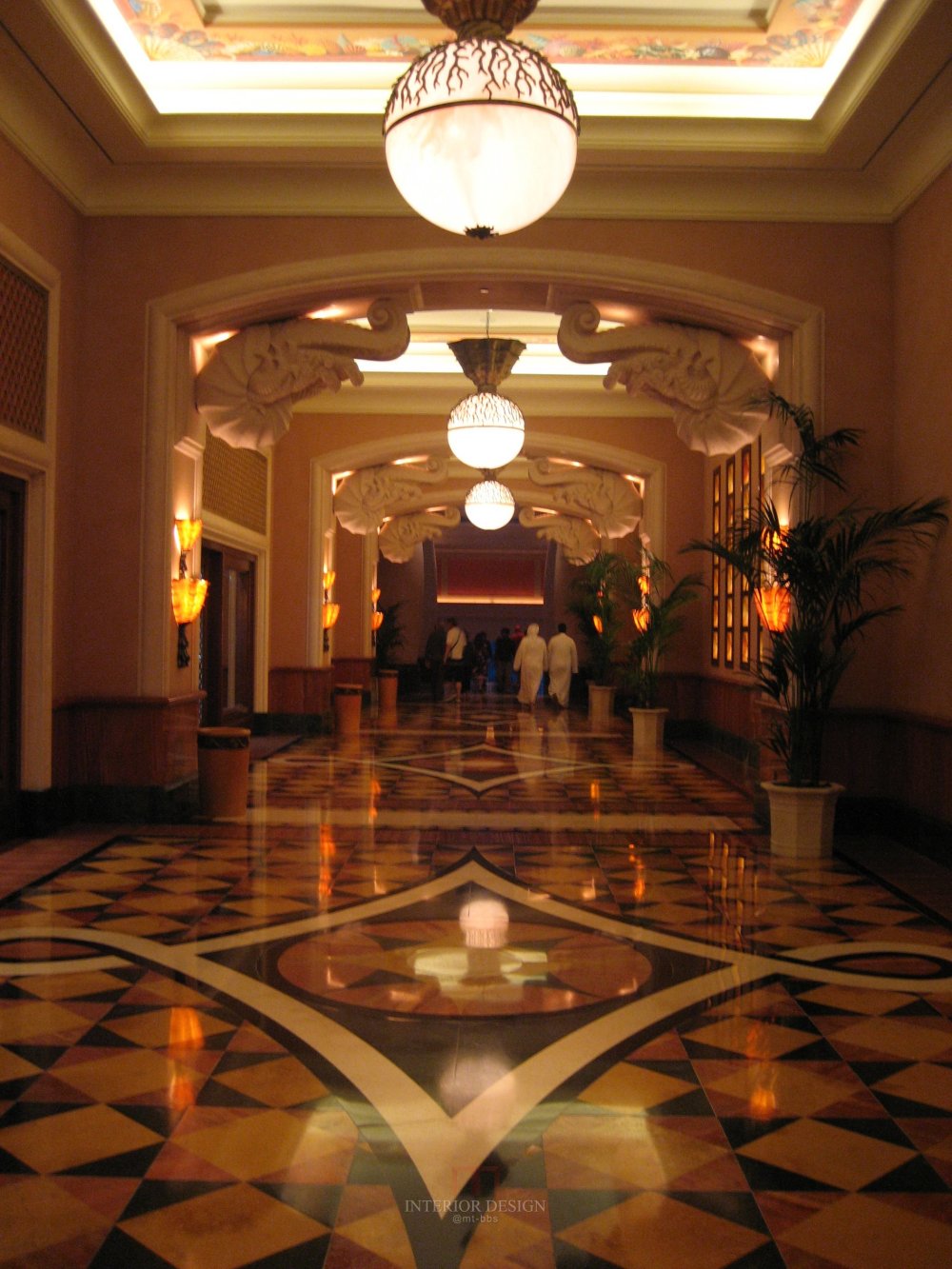 迪拜棕榈岛－亚特兰蒂斯度假酒店  （实拍）_IMG_6571_缩小大小.JPG