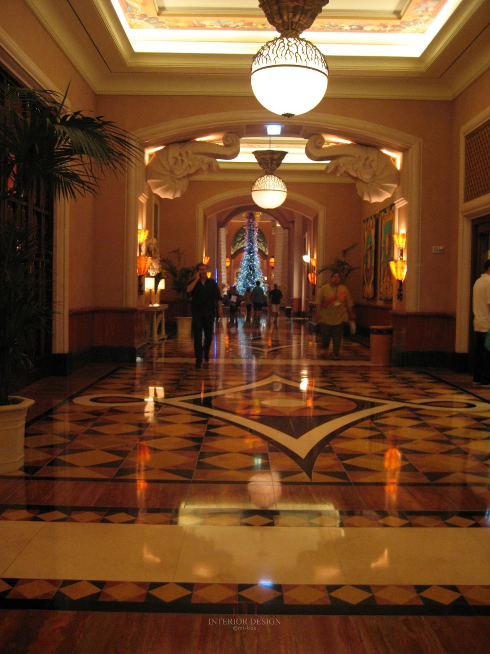 迪拜棕榈岛－亚特兰蒂斯度假酒店  （实拍）_IMG_6572_缩小大小.JPG
