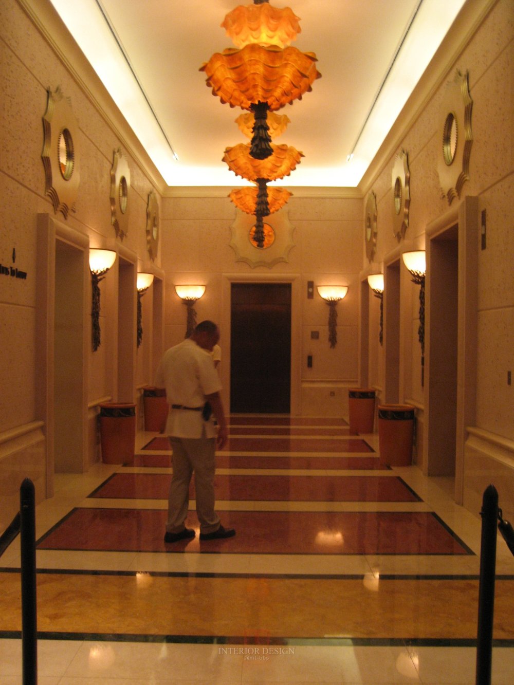 迪拜棕榈岛－亚特兰蒂斯度假酒店  （实拍）_IMG_6602_缩小大小.JPG