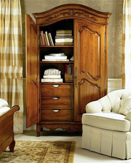 一套美式的高清家具精品（ 卧室 餐厅 书房 客厅）（一）_曼提兹衣柜.jpg