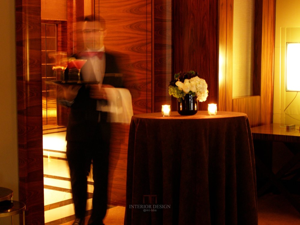 波士顿洛伊斯后湾酒店 Loews Boston Back Bay Hotel_55610253-H1-Lobby_Living_Room_Cocktail.jpg