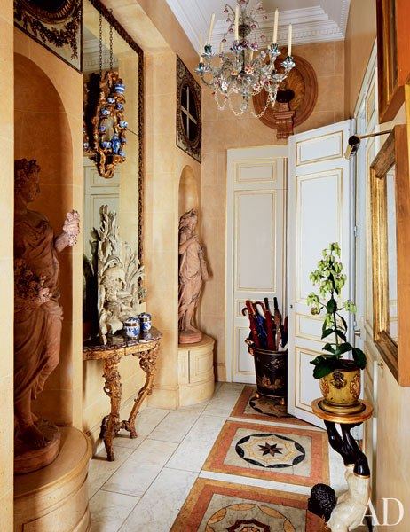 巴黎公寓-一个古董商的怀旧情怀-AD_item2_rendition_slideshowWideVertical_levy-alban-03-paris-home-hall.jpg