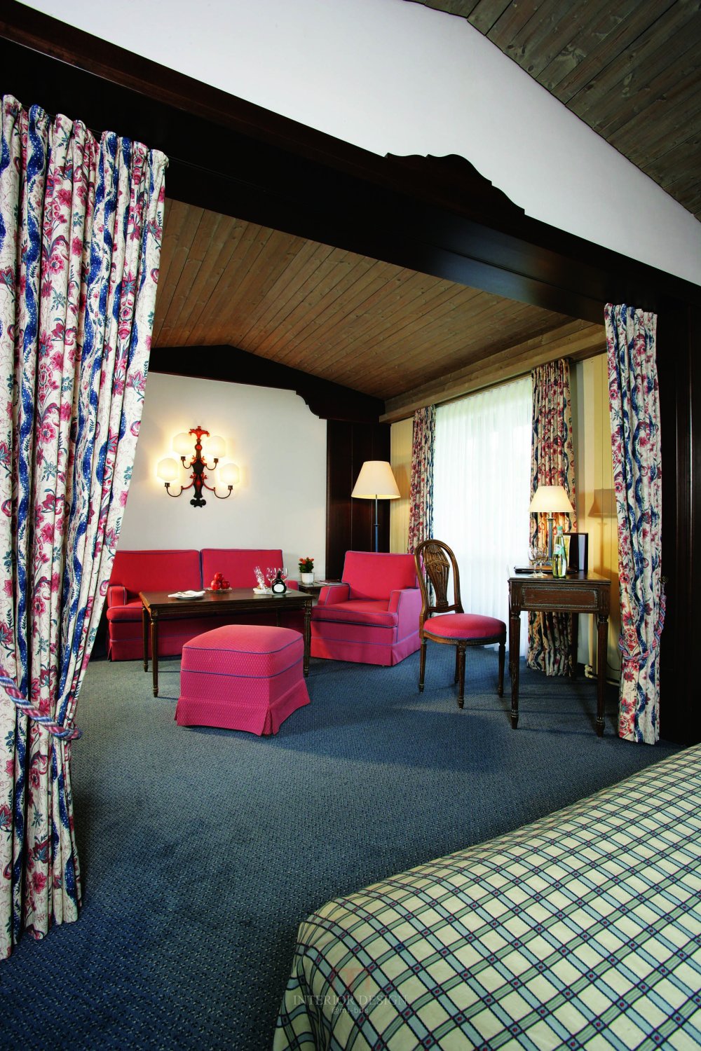德国慕尼黑穆尔瑙阿尔班霍夫酒店 Alpenhof Murnau_27969403-H1-appartement2.jpg