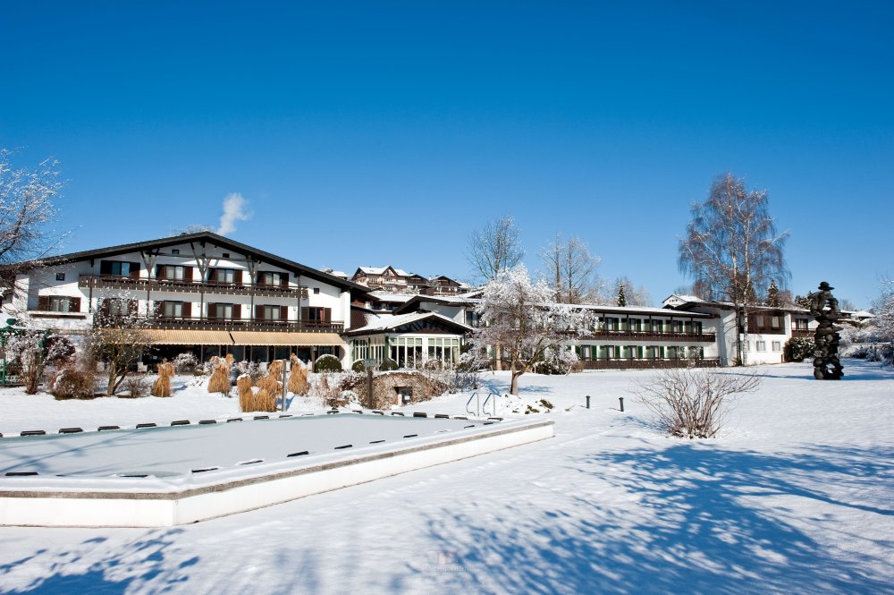 德国慕尼黑穆尔瑙阿尔班霍夫酒店 Alpenhof Murnau_44134721-H1-Wintergarten_Pool_komplett_mit_S_dfl_gel.jpg