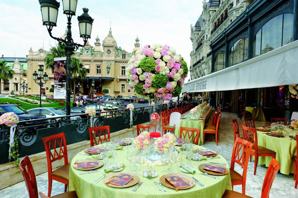 摩纳哥巴黎大酒店Hotel-de-Paris_46144207-H1-Salle_Empire_terrace.jpg