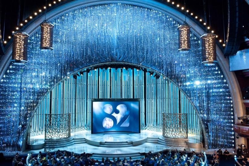 洛杉矶-奥斯卡颁奖典礼舞台空间设计2010_oscars-82nd-1009-825x550.jpg