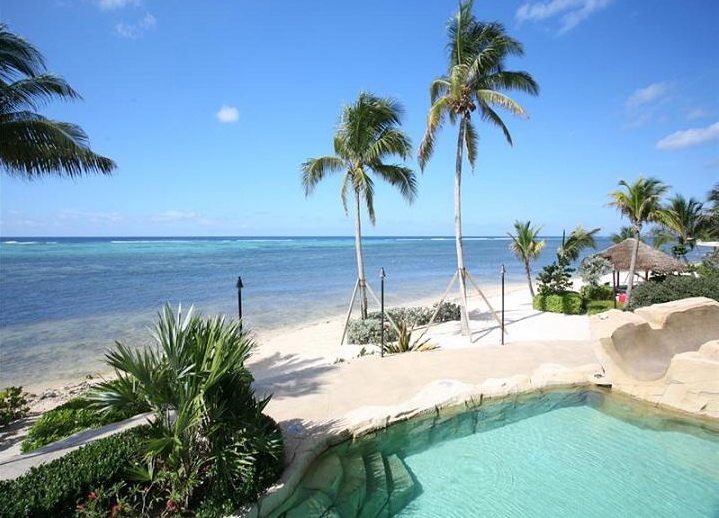 卡斯蒂略加勒比住宅_incredible-ocean-front-view-cayman-islands-mansion.jpg