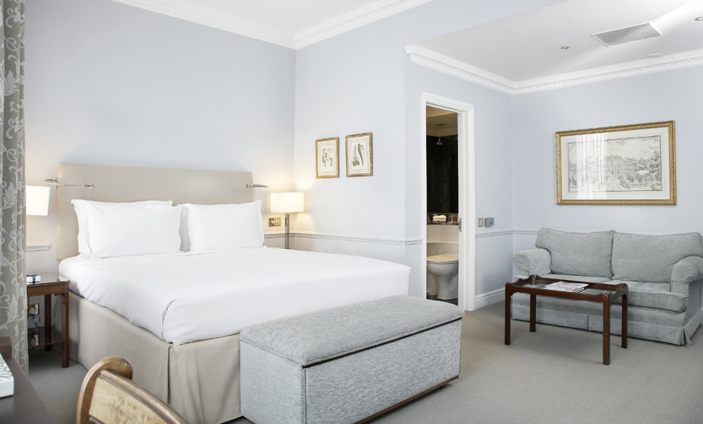 伦敦公爵酒店 Dukes London_43002852-H1-Luxury_Room.jpg