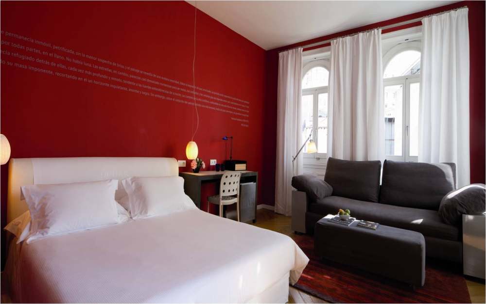 西班牙马德里Hotel de las Letras_55818001-H1-SUPERIOR_ROOM_WITH_TERRACE.jpg