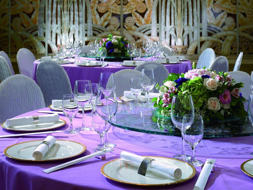 香港逸东「智」酒店 Eaton Smart, Hong Kong_Hi_Banquet room with purple tablecloth.jpg