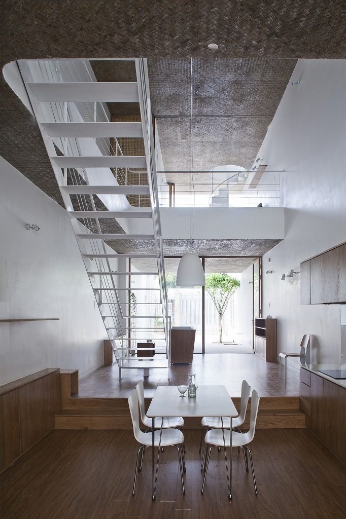 越南胡志明市Anh住宅_529d226ce8e44e0120000024_anh-house-s-na-sanuki-nishizawa-architects_5.jpg