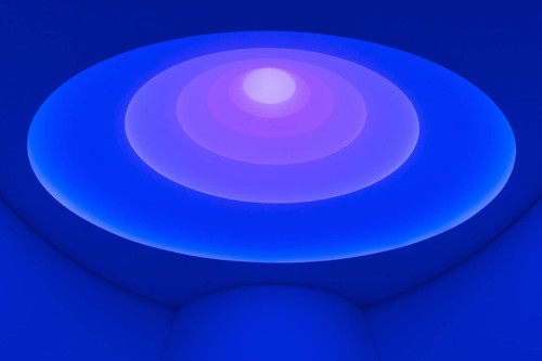 詹姆斯·特瑞尔(光大师)James Turrell-古根海姆博物馆艺术展_3334915524168129593.jpg