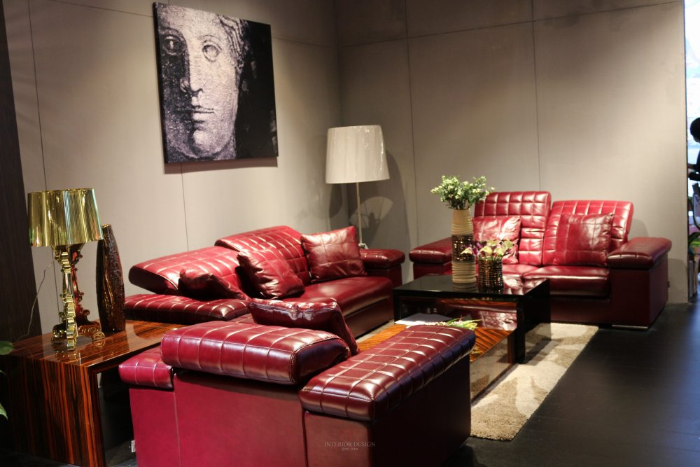 现代家居（近年米兰创意新品）软装搭配_奇洛 功能沙发.JPG