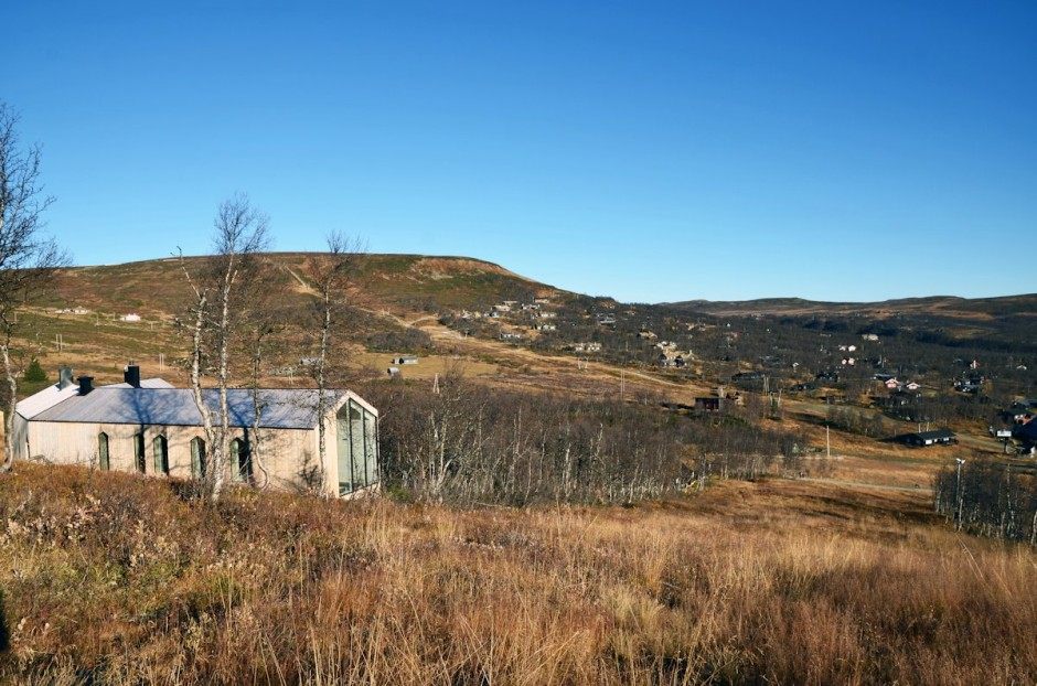 Geilo村附近的度假屋坐落在山谷Hallingdal滑雪胜地_sv_060214_27r-940x622.jpg