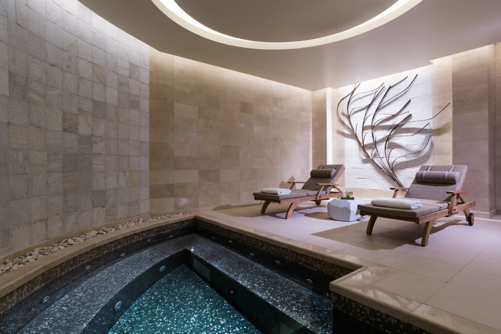 阿布扎比瑰丽酒店 Rosewood Abu Dhabi / Handel Architects_54379401_Rosewood_Abu_Dhabi_Spa_-_Plunge_Pool.jpg