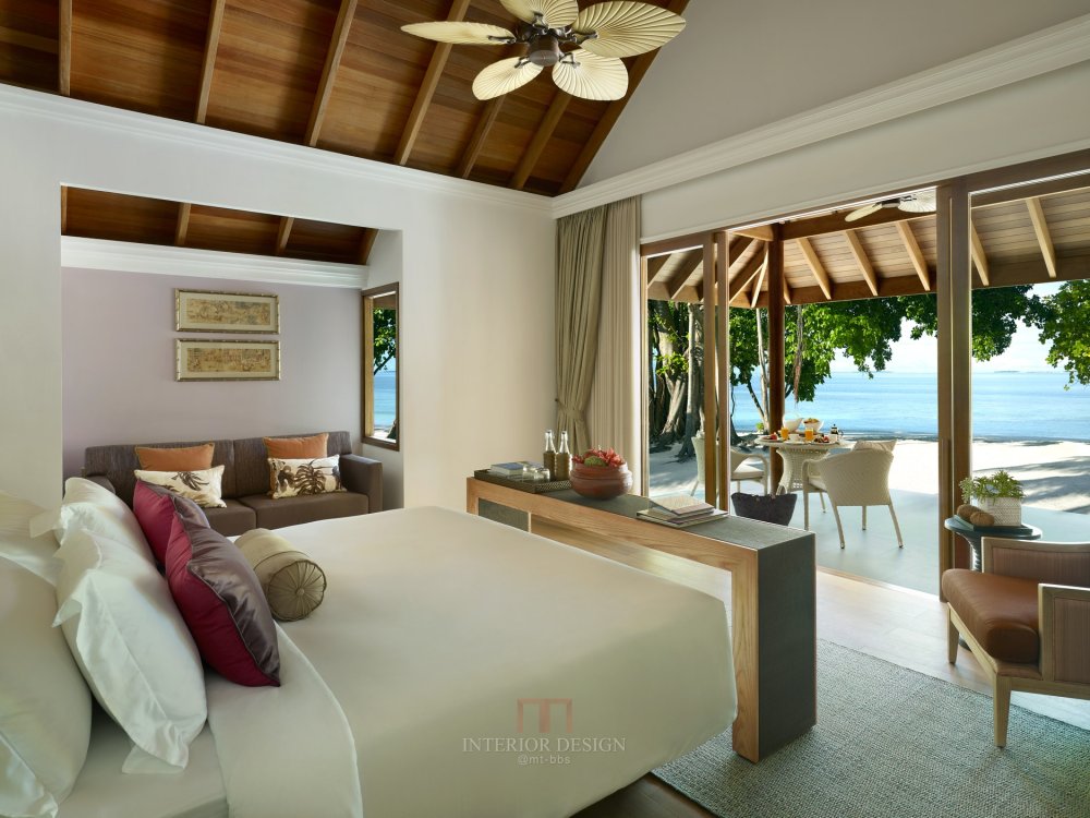 馬爾代夫杜斯特塔尼度假酒店 Dusit Thani Maldives_Beach_Villa_photoLarge.JPG