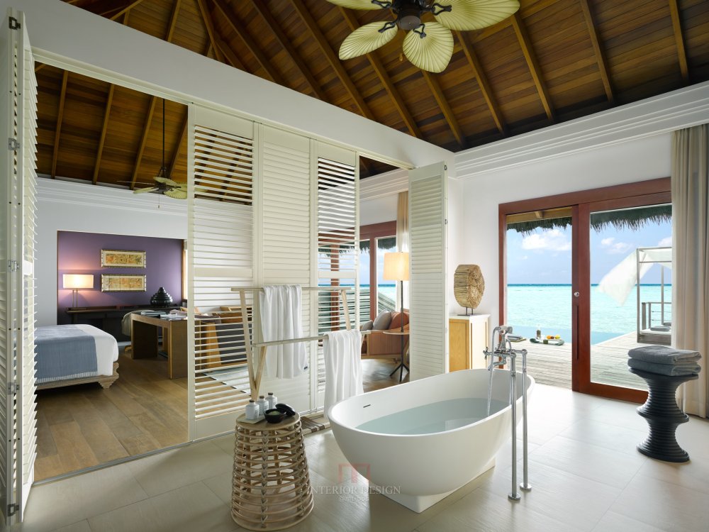 馬爾代夫杜斯特塔尼度假酒店 Dusit Thani Maldives_Ocean_Villa_-_Bathroon_photoLarge.JPG