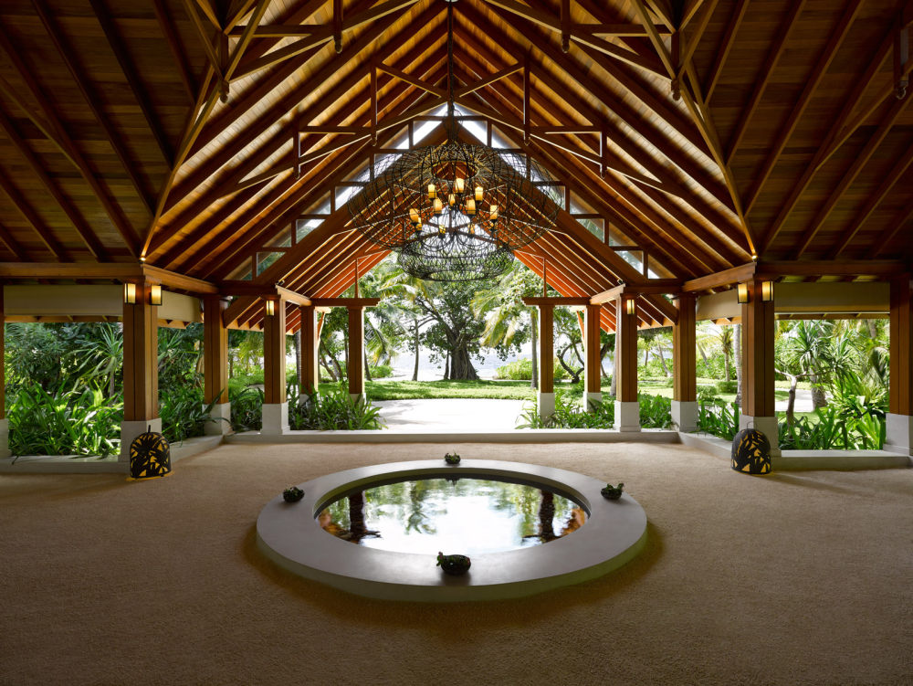 馬爾代夫杜斯特塔尼度假酒店 Dusit Thani Maldives_Lobby_photoLarge.JPG