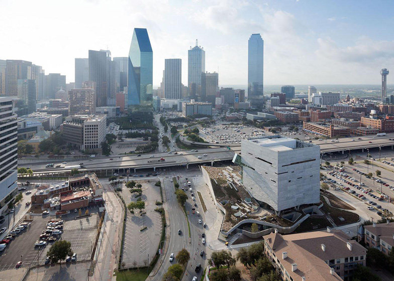 佩罗自然博物馆_dezeen_Perot-Museum-of-Nature-and-Science-by-Morphosis_ss_1.jpg