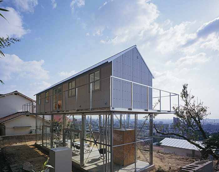 House in Rokko / Tato Architects__c_eD8eUknwH25y0kg-a2br9_tOPqZsBMYAI0aBJxhGlg9NzF6OSuLfChBxK4gxHYyInGNhrYwZ_0j7u.jpg