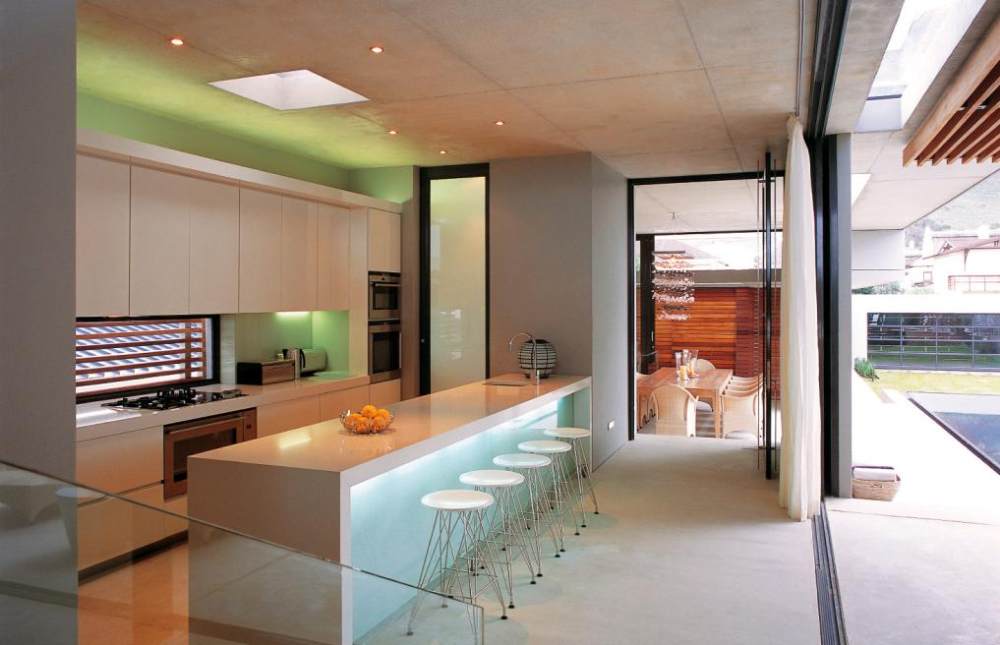 Voelklip_1 Int_002_Kitchen_003_sa_SAOTA.jpg