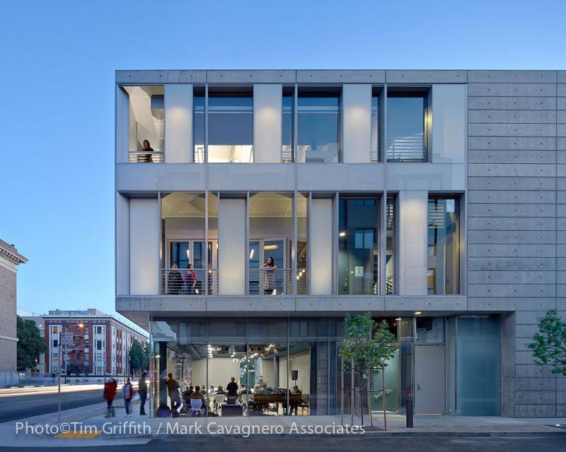 51c2610db3fc4b581f000035_sf-jazz-mark-cavagnero-associates_sfjazz_linden_facade_.jpg