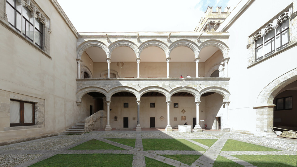 Palazzo Abatellis_Untitled_Panorama1s.jpg
