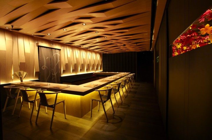 一个网站的设计图片。_Kaiseki-Yoshiyuki-restaurant-by-B3-Designers-Singapore.jpg