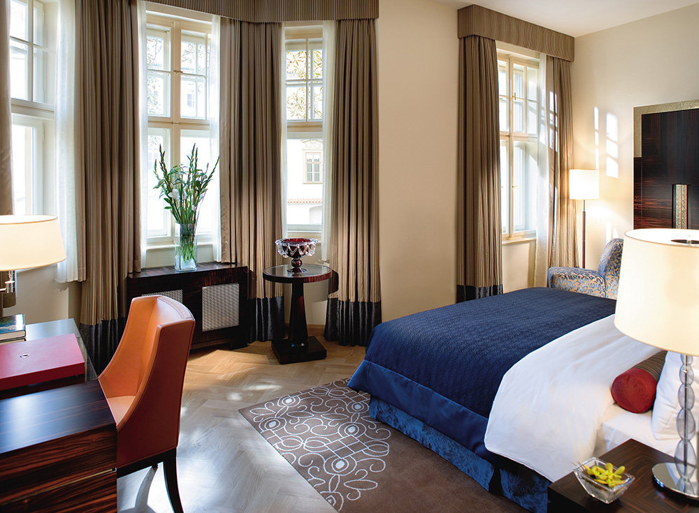 布拉格文华东方酒店Mandarin Oriental, Prague 官方高清图_prague-room-deluxe-room-01.jpg