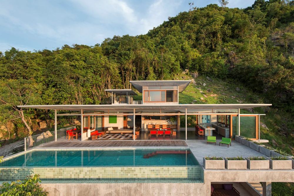 Architect Marc Gerritsen has designed a home for himself in Koh Samui, Thailand_nh_200314_01.jpg