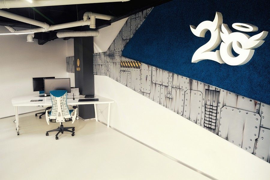 以“飞船”为主题的办公室_Private-workspace-at-the-modern-office.jpg