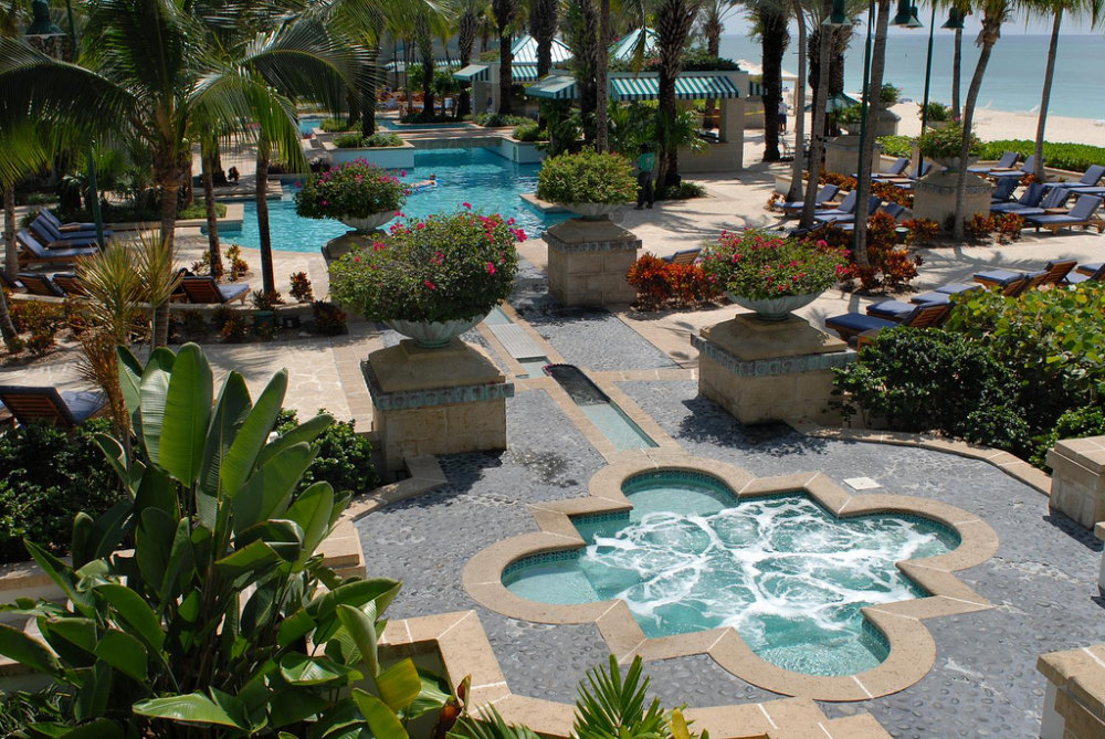 大开曼岛七哩滩威斯汀度假酒店_22)The Westin Casuarina Resort &amp_ Spa, Grand Cayman—Pool Spa 拍攝者.jpg