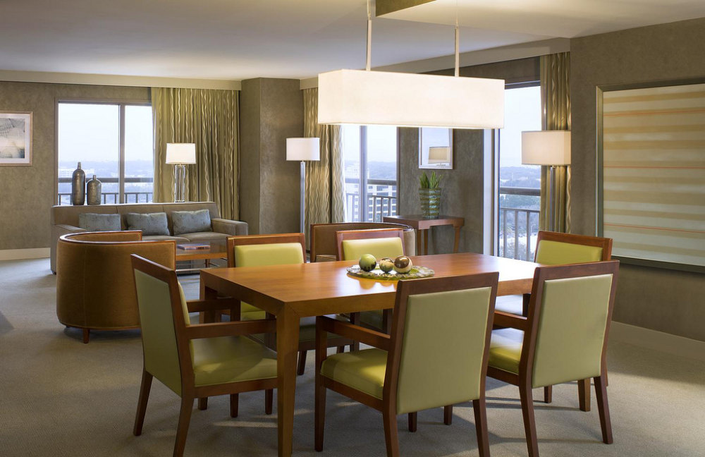 弗罗里达威斯汀酒店The Westin Tampa Harbour Island_4)The Westin Tampa Harbour Island—Luxury Suite 拍攝者.jpg