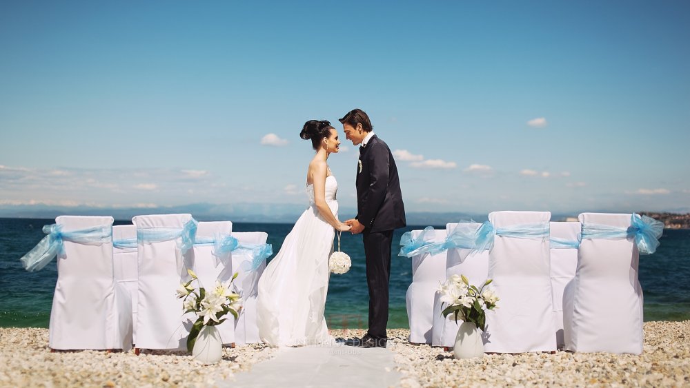 【凯宾斯基酒店】--克罗地亚-萨武德里亚 - Istria_Print_Romantic-Wedding-on-the-Beach-at-the-Kempinski-Hotel-Adriatic.jpg
