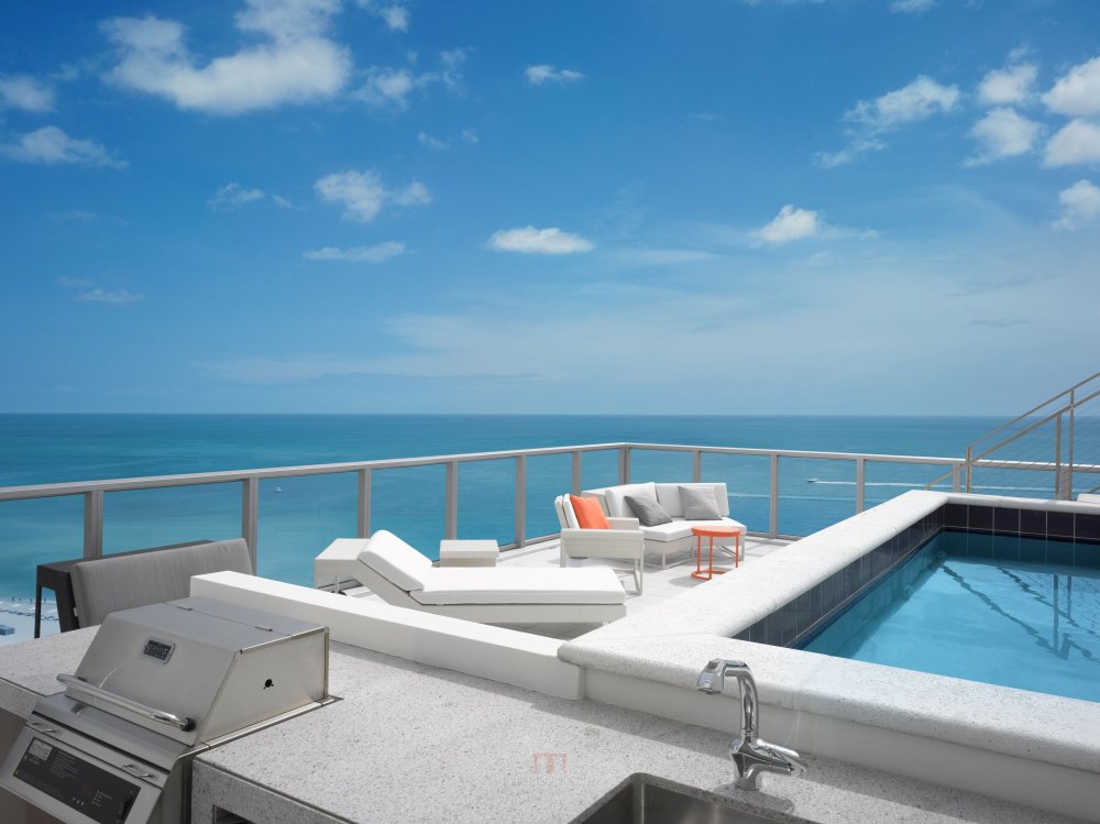 Yabu Pushelberg--迈阿密南海滩W酒店（官方摄影+视频+平面）_W South Beach_u2014Penthouse Deck.jpg