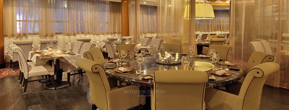 Yabu Pushelberg-迈阿密南滩Victor酒店Hotel Victor  in Miami South Beach_victor-cafe_2.jpg