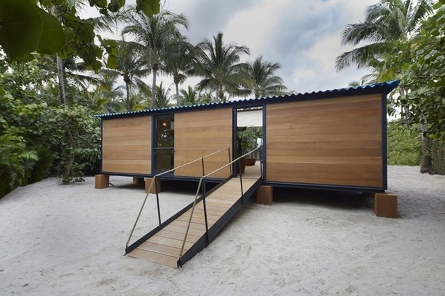 Louis Vuitton于迈阿密筑海滨小屋_0.jpg