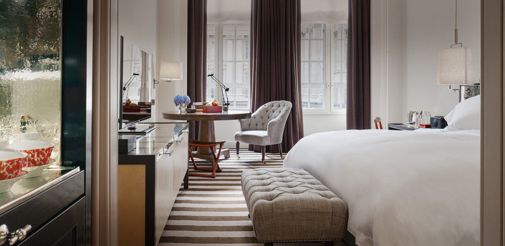 Tony Chi -伦敦瑰丽酒店 Rosewood London_Premier Room at Rosewood London 1200x586.jpg