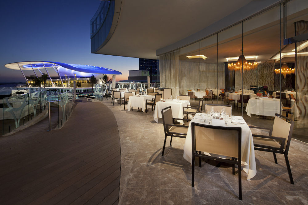 阿布扎比卓美亚阿提哈德酒店(官方摄影) Jumeirah at Etihad Towers_Jumeirah at Etihad Towers - BiCE Exterior.jpg