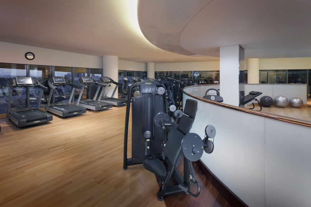 阿布扎比卓美亚阿提哈德酒店(官方摄影) Jumeirah at Etihad Towers_Jumeirah at Etihad Towers - Gym Interior.jpg