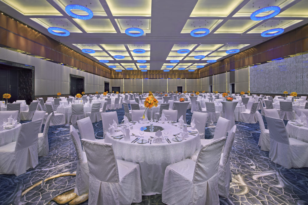 阿布扎比卓美亚阿提哈德酒店(官方摄影) Jumeirah at Etihad Towers_Jumeirah at Etihad Towers - Mezzoon Ballroom Wedding Setup Closeup.jpg