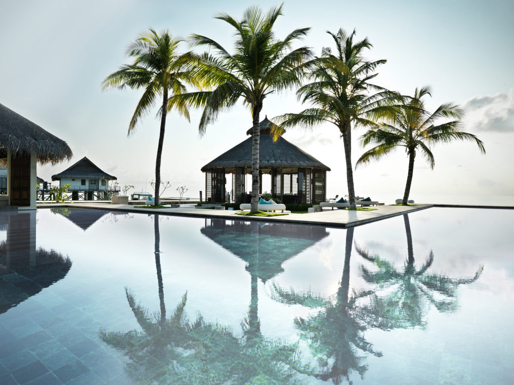 马尔代夫卓美亚维塔维丽(官方摄影) Jumeirah Vittaveli_Jumeirah Vittaveli - Bar-EE View.jpg