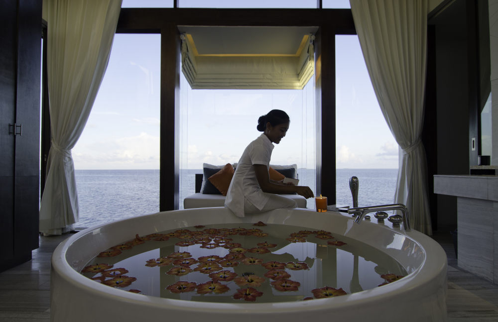 卓美亚德瓦纳芙希岛度假酒店(官方摄影) Jumeirah Dhevanafushi_Jumeirah Dhevanafushi - Talise Spa Treatment Room2.jpg