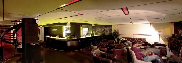 西班牙马德里Paris-Tokyo餐厅和酒吧空间设计_4_sxUcqV59EVX1aUQ0CUXX_large.jpg